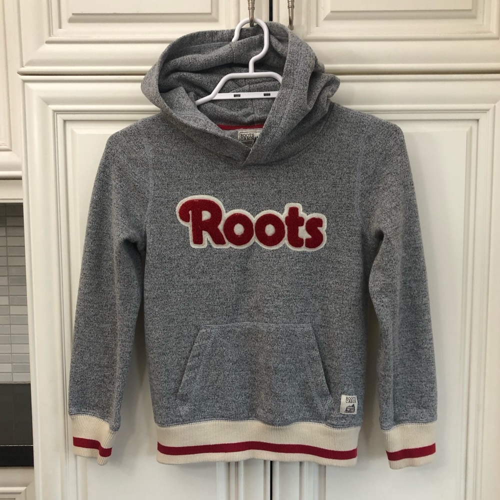 Roots Cabin grey kids kangaroo pouch hoodie